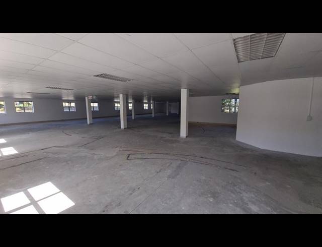 BUSINESS PROPERTY TO RENT IN HALFWAY GARDENS